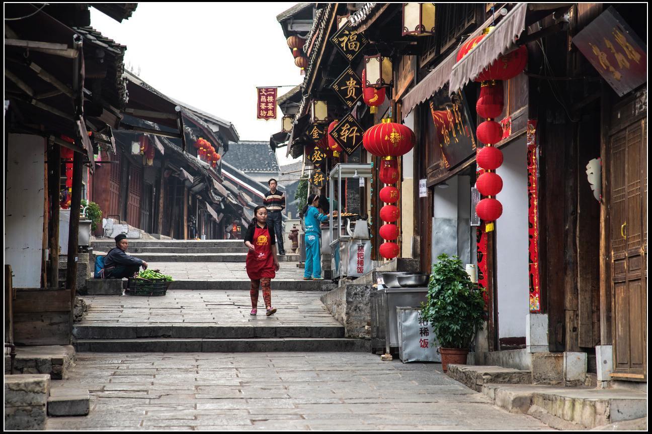 展会上买家具，却迟迟未收到货？消费者急了：不发货倒是退钱啊
